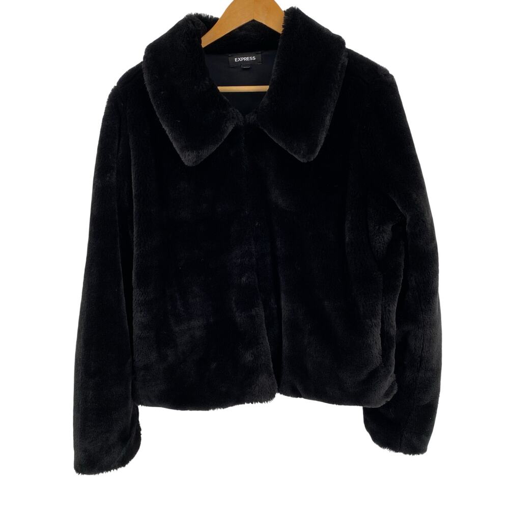 Black faux fur short coat Express womens size large pockets